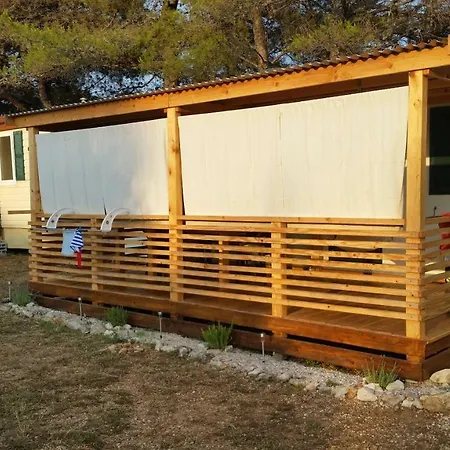 Parco vacanze Mobile Libero Pirovac